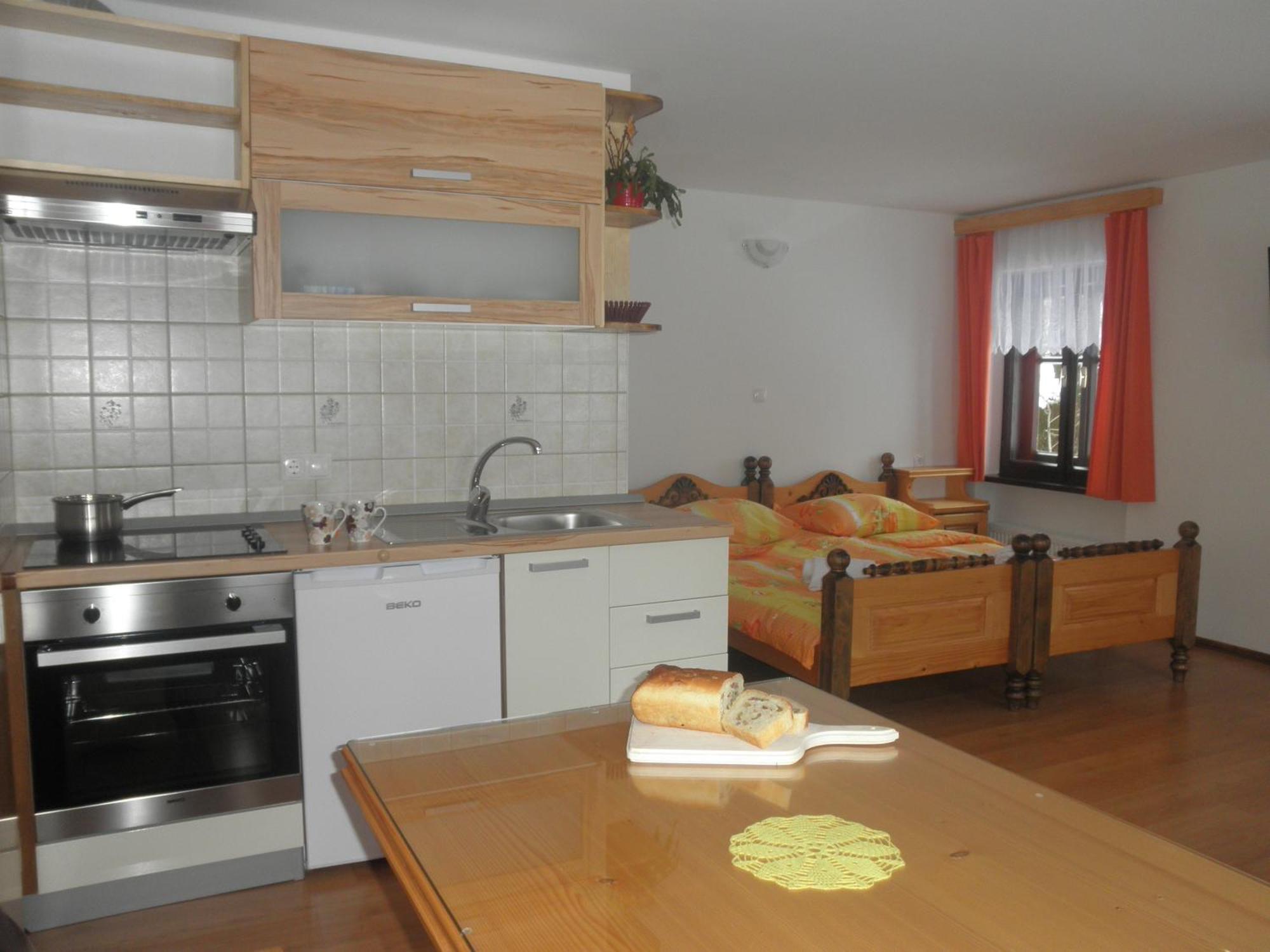 Apartments Cumar Cerkno Zimmer foto