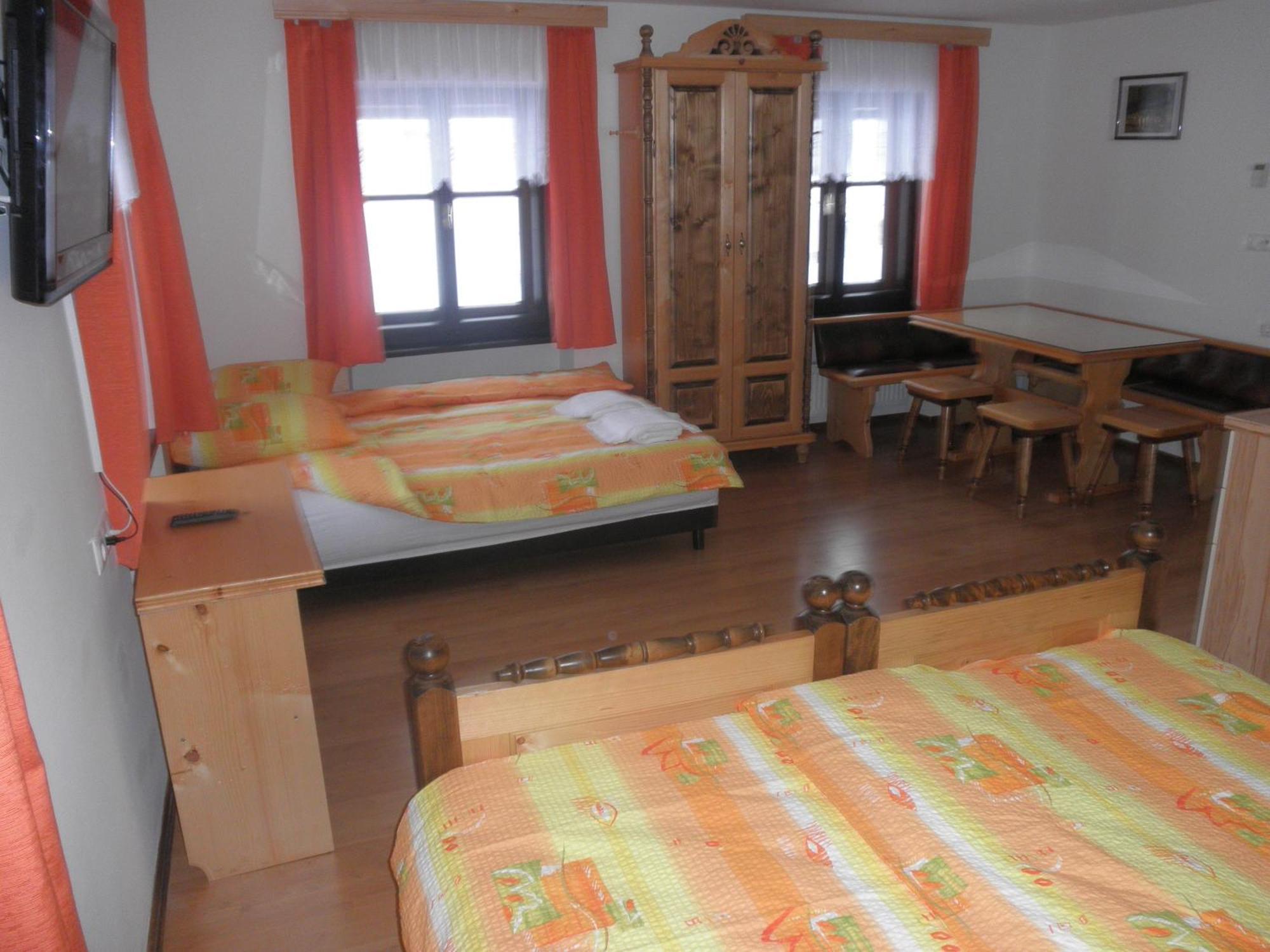 Apartments Cumar Cerkno Zimmer foto